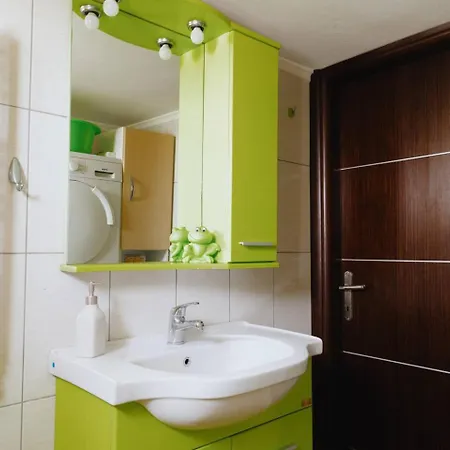 Costero Apartment *