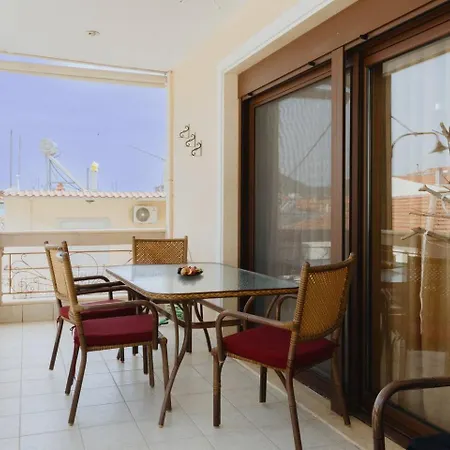 Apartment Costero *